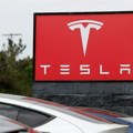 Tesla povećala isporuke vozila u trećem kvartalu, Rivian smanjio godišnji cilj