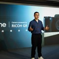 realme i RICOH IMAGING najavljuju dugoročno partnerstvo u oblasti fotografije, predstavljajući RICOH GR funkcije kamere na…