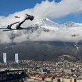 Domen Prevc podbacio na Četiri skakaonice: Tek je 30. u Insbruku, ugrozio već upisan trofej
