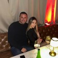 Poznat par dao 200.000 € za vilu, pričalo se da žive bajku, sad kruže glasine da se razvode! Alen Hadrović se oglasio i otkrio…