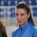Ivana Španović slavila na neobičnom mitingu, pa srela proslavljenu drugaricu, nije mogla da veruje koga vidi