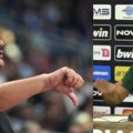 Ataman „udario“ na grčke i srpske novinare, pa lupio šakom o sto