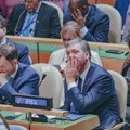 Kome je i kakvu poruku poslao Aleksandar Vučić kad je rešio da ostane u sali tokom govora Benjamina Natanjahua