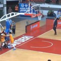 (VIDEO) Haos u Turskoj, opšta tuča košarkašica, meč ipak završen