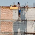 Kamera zabeležila jezivu scenu na gradilištu u Loznici Pogledajte kako rade ovi radnci (video)