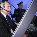 Putin ne pokazuje emocije Trudi se da ne pije, evo šta je još otkrio diplomcima Vojne škole vazduhoplovstva (foto)