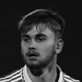 Preminuo bivši napadač Arsenala Bili Vigar (21)