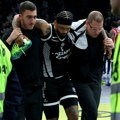 (VIDEO) Problem za Partizan: Karlik Džons šepajući napustio teren