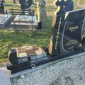 Порушени српски надгробни споменици код Обилића; "Сраман чин је огледало мржње према свему српском" ФОТО