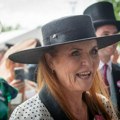 Vojvotkinja od skandala postala beskućnica: Sara Ferguson očajna jer mora da napusti vilu od 30 soba