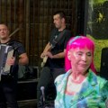 Zorica Brunclik napravila šou u Rumuniji: Izvela zeta na binu, pa zapevali ovaj veliki hit