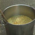 Zahvaljujući podršci građana Kuhinja solidarnosti u Novom Sadu nastavlja sa pripremom obroka