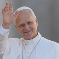 Papa pozvao na sisteme veštačke inteligencije koji ne podstiču podele unutar društava