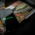 Prodaja Spotifyja nadmašila procene usled rasta broja korisnika i viših cena
