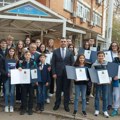 Gradska opština Medijana uručila stipendije i nagrade Komisije Sveta Petke