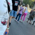 Nasilnik sa vešalima ponovo na protestu: Nogo upućivao jezive pretnje Vučiću FOTO