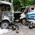 Ispred policijske stanice u Minhenu zapaljena 23 službena automobila, pretpostavlja se da je požar "podmetnut"