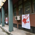 Četvrti dan blokade novosadskog suda: Poziv građanima da u ponedeljak ujutru dođu u što većem broju