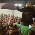 Ni u ludilu neće pogoditi koji pevač je najobrazovaniji na estradi! Nadimak po kom ga znaju nikog ne ostavlja ravnodušnim, a…