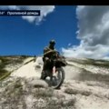 Ruski "pobesneli maks" juripa motorima kroz donbas: Krvava trka bez povratka! (Video)