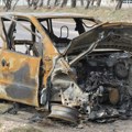 Izgubio kontrolu pa udario u železničku kućicu, automobil eksplodirao: Teško povređen vozač kod Golubinaca
