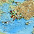 Snažan zemljotres pogodio Tursku! Objavljeni dramatični snimci! Opasno se ljuljalo u Istanbulu i Izmiru! Hitno se oglasio…
