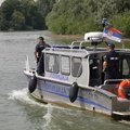 Prevrnuo se čamac na Dunavu, desetak ljudi završilo u vodi, ima stradalih