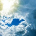 Promenljivo oblačno vreme, najviša dnevna temperatura do 20 stepeni