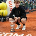 Siner osvojio Rim i izjednačio Đokovićev rekord: Italijan u finalu nadigrao Ruda
