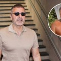 "Da se postide klinci, izgleda sjajno" Đole Đogani pokazao mišićavo telo u 7. deceniji, snimak zapalio mreže