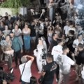 Stigli gastarbajteri: Trubači, veselje i pune ulice – romska naselja u Leskovcu vrve od života