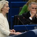 Fon der Lajen: Društvene mreže lišavaju decu detinjstva, EU će uvesti stroža pravila