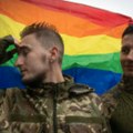 Stotine LGBT ukrajinskih vojnika na protestu u Kijevu, traže više prava
