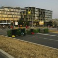 Zborovi i građani blokirali tri lokacije u Novom Sadu "Večeras će ceo grad biti blokiran"