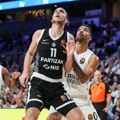 Partizan se kasno probudio - navijači zameraju jednu stvar: Grobari se nervirali tokom celog meča!