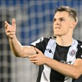 Ko je Andrej Kostić, Partizanova zlatna koka od 5 miliona: Posle svakog gola seti se pokojne legende Humske