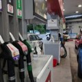 Od danas skuplje gorivo, na nekim crpkama nestašica