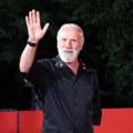Dino Merlin stiže sportskim avionom na koncert u Kraljevo! Spektakl počinje još pre izlaska na binu!