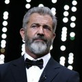 Holivudska zvezda na ćevapima u Sarajevu? Da li Mel Gibson boravi u Bosni i Hercegovini, slika se neprestano komentariše –…