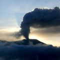 Broj poginulih u erupciji vulkana u Indoneziji porastao na 13,