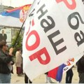 U Zaječaru počeo višečasovni protest, održano 16 minuta tišine