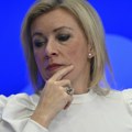 Zaharova nemačkim zvaničnicima: Pazite da se ne pobijete kao Makronovi