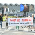 Počele blokade 30 raskrsnica u Novom Sadu: Zborovi traže izbore za Mesne zajednice FOTO, VIDEO