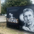 „Ti si prvi golman Radiša“ – mural u Bajinoj Bašti u čast legendarnog Ilića /foto/