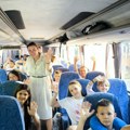(Foto) osnovci iz Sombora i Kljajićeva otišli na more sa crvenim krstom Deset dana odmora u Baošićima uz pomoć Grada i…