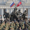 U Pjongjangu spomenik vojnicima Severne Koreje poginulim na ruskoj strani u Ukrajini