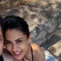 (Foto) Prva zajednička slika Mine i Kaspera nakon što je napustila "Lazu" Pevačica ne skida osmeh, promenila imidž: "Volimo…