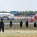 Pokušaj terorističkog napada u Lajpcigu, vozač aerodromskog autobusa šutnuo dron sa eksplozivom