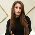 (Foto) "Preživela sam pakao" Naša pevačica mesecima prikovana za krevet: Na ivici suza otkrila u kakvom je stanju