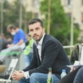 Manojlović kritikovao Vučića zbog posete Deliblatskoj peščari: „Dok je gorela, pravio rijaliti po šatorskim skupovima“…